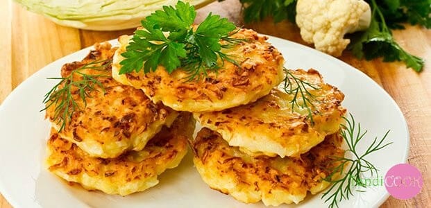 Пісні оладки з капустою
