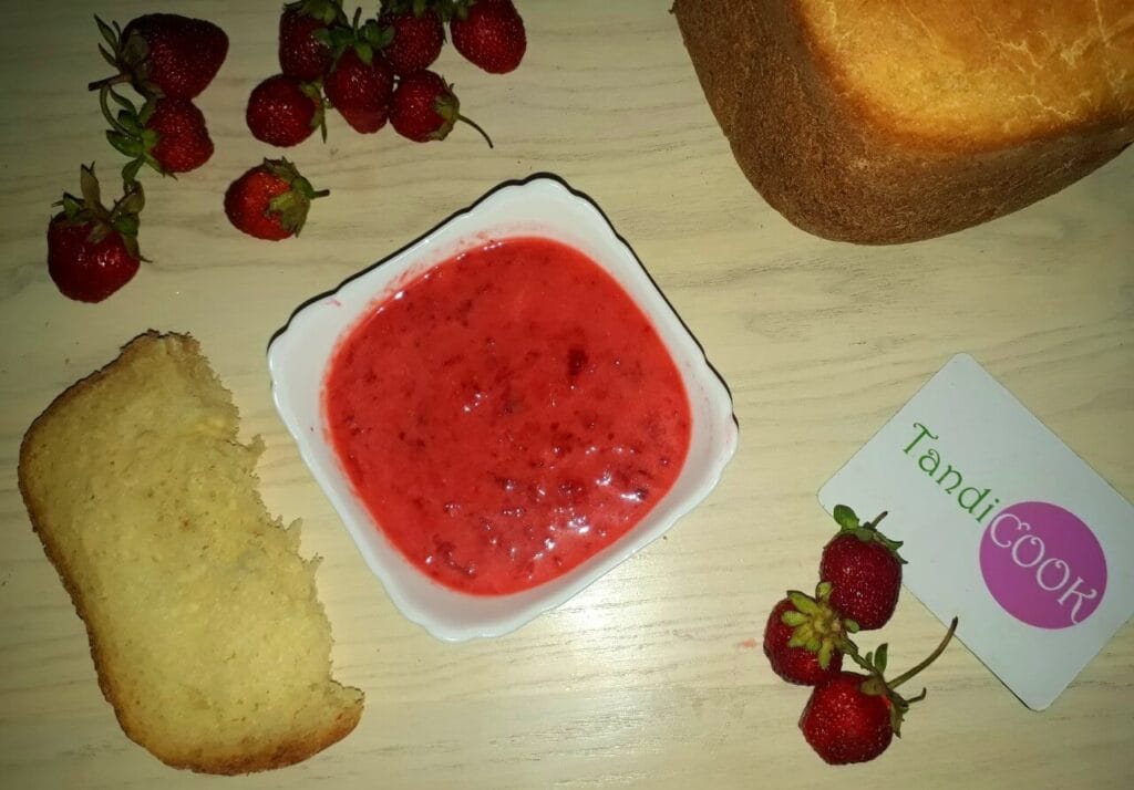Мачанка з полуниці