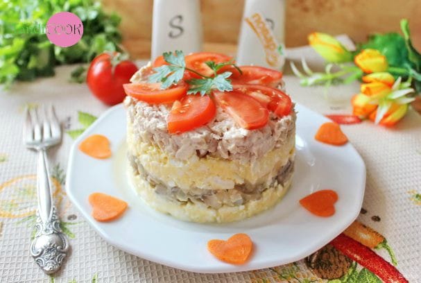 Салат «Коханий чоловік» з копченою куркою