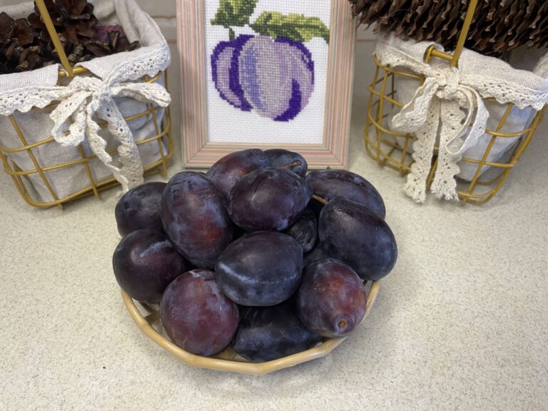 Слива – корисні властивості