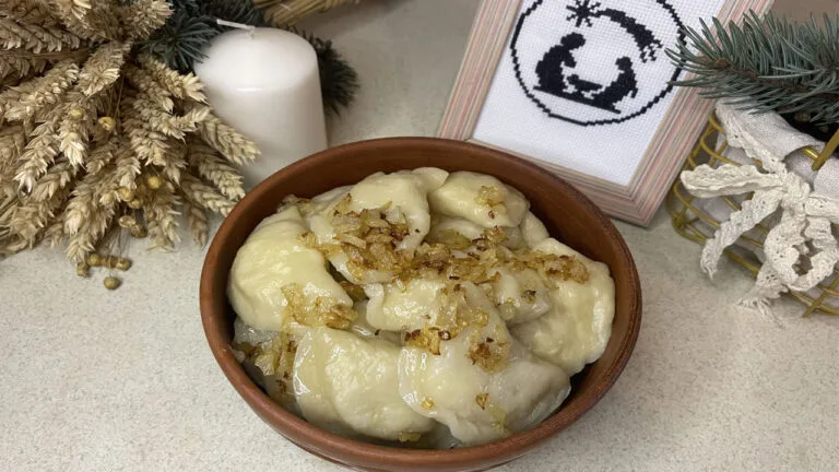 Пісні вареники з капустою на Святвечір 🥟