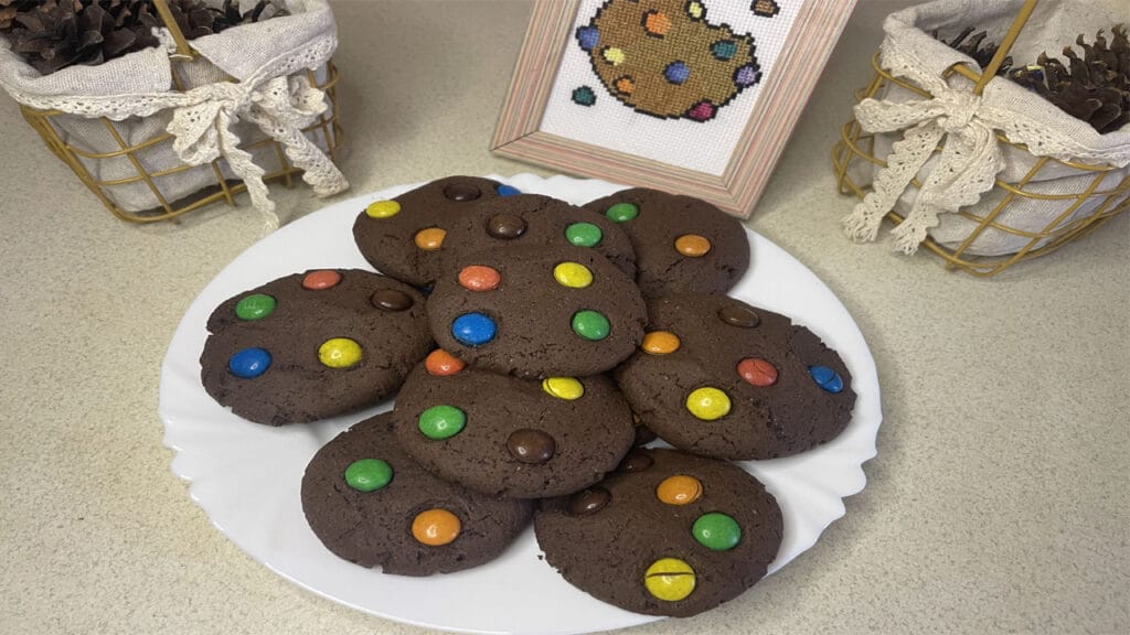 Шоколадне печиво з M&M’s — м’яке всередині, хрумке зовні