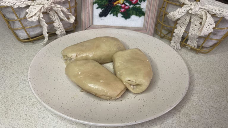 Голубці з фаршем і рисом – соковитий домашній рецепт покроково