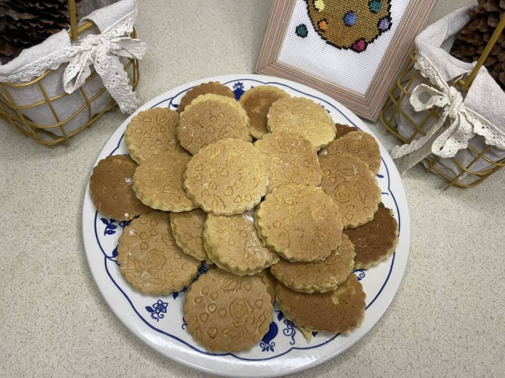Печиво на сковороді без духовки — простий рецепт з маргарином